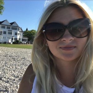 Meet your Posher, Wiktoria